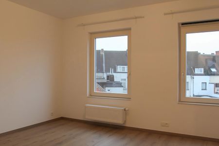 Zeer lichtrijke, ruime NIEUWBOUW woning met mooie buitenruime ZUID-WEST - Photo 5