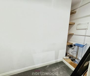 4 bedroom semi-detached house to rent - Photo 1