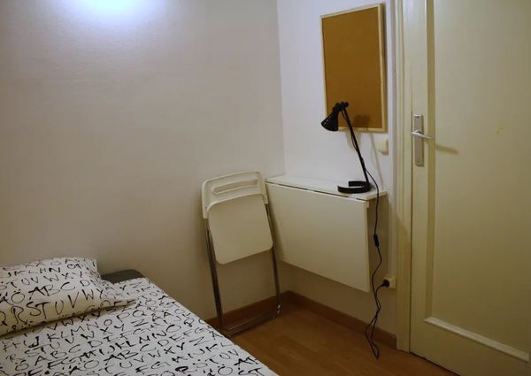 Avinguda de la Riera de Cassoles, Barcelona, Catalonia 08012