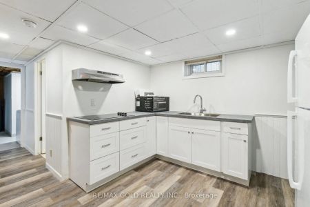 Property For Lease | X8480412 - Photo 5