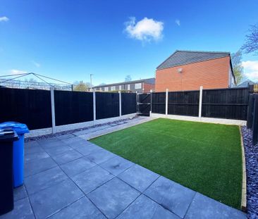 3 bedroom terraced house to rent - Photo 2