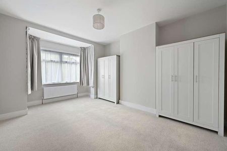 Wood Lane, London, NW9 - Photo 4