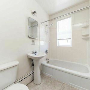 Unit 9 - Photo 2