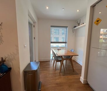 2 Bed Flat, Lismore Boulevard, NW9 - Photo 4