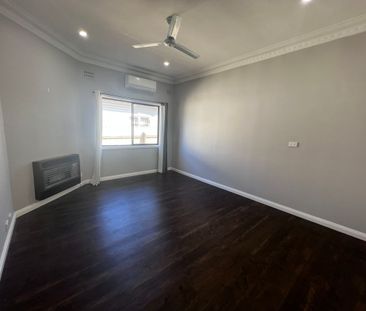 Great House in Quiet Street - Including Granny Flat - Photo 6