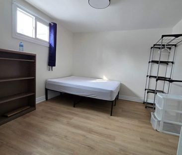 For Lease - 17 Darnborough Way Unit# BSMT, Toronto, Ontario - Photo 5