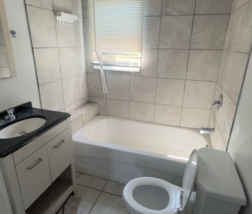 For Lease - 108 Queenston Street Unit# 2, St. Catharines, Ontario - Photo 5