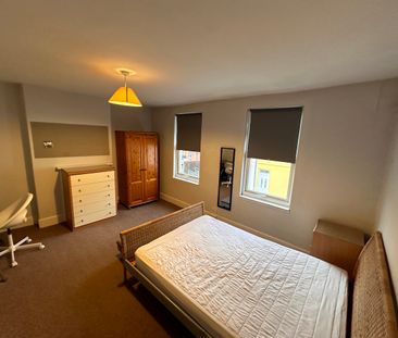 4 bedroom house - Photo 5