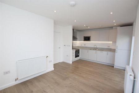 2 bedroom flat to rent - Photo 3