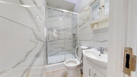 1 bedroom property to rent - Photo 5