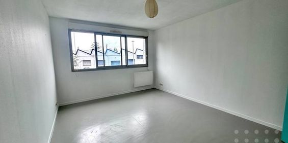 Appartement Niort 1 pièce(s) 22.80 m2 - Photo 3