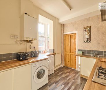 4 bedroom terraced house to rent - Photo 6