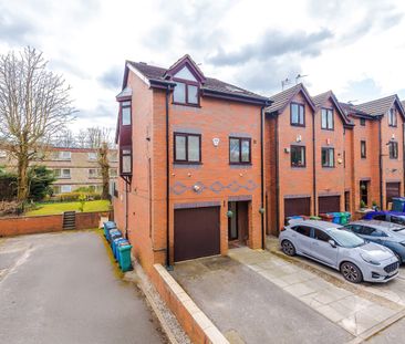 3 Bed End Terrace, Grosvenor House Mews, M8 - Photo 5