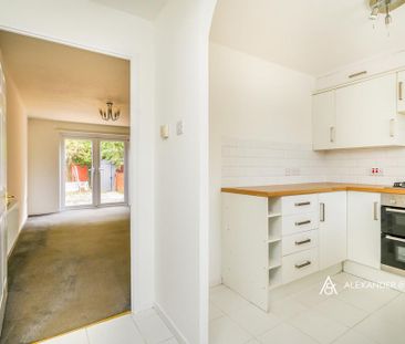 2 bedroom terraced house to rent - Photo 1