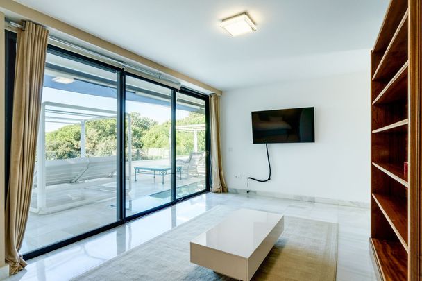 Detached Villa · Las Chapas - Photo 1