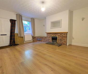 2 Bedroom Terraced To Let - Photo 2