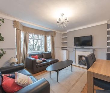 2 Bed Flat, Barrington Court, N10 - Photo 2