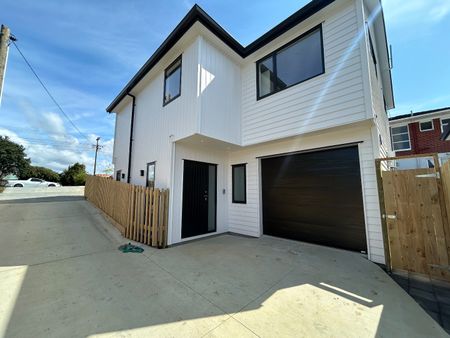 Brand New Modern Townhouse in Top School Zone!! - Photo 3