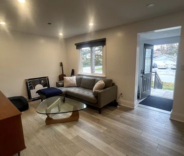 For Lease - 1280 Coric Avenue, Burlington, Ontario - Photo 1