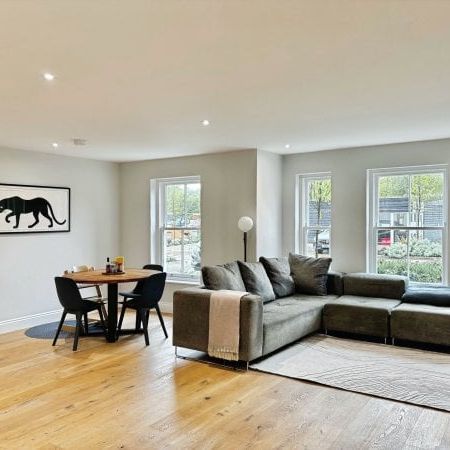 Abbots Gate, Bury St Edmunds, IP33 2GB - Photo 1