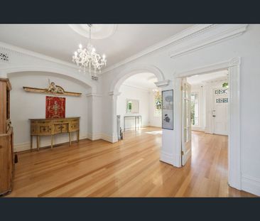 8 Raphael Street, Subiaco, WA 6008 - Photo 4