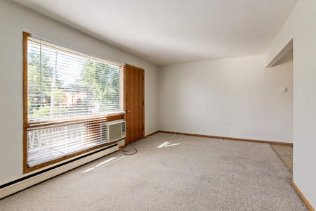 Classic Suite - 2 Bedroom - Photo 4