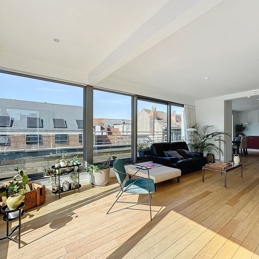 Flat - for rent - Photo 1