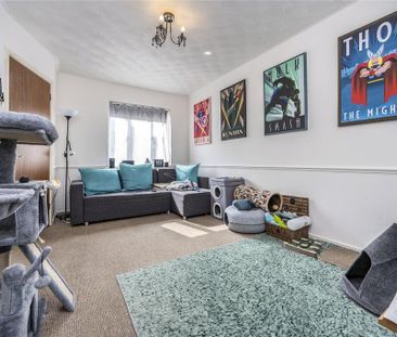 2 bedroom terraced house to rent - Photo 2