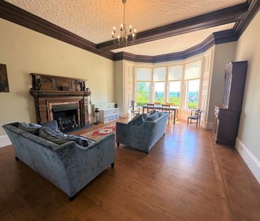 3 bedroom flat to rent - Photo 3