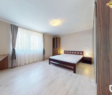 RentHub | Veľkorysý 8-izbový rodinný dom | 292 m² | pozemok 800 m² I - Photo 4