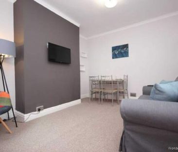 4 bedroom property to rent in Stockport - Photo 2