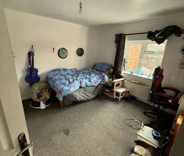 4 Bed Semi-Detached House, Southampton St, RG1 - Photo 6