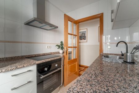 Spacious room in Atocha - Photo 3