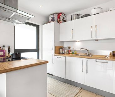 Oval Road, London, NW1 7BF - Photo 1