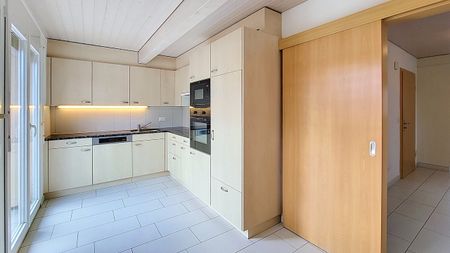 Appartement 3.5 pces de 119 m2 avec balcon à Chabrey / VD - Photo 3