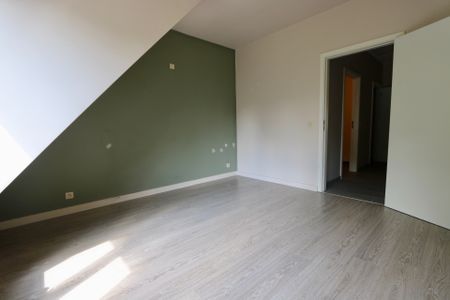 Mooi duplex appartement met 2 slaapkamers en terras! - Foto 4