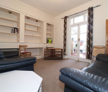 Elm Street, Roath - Photo 1