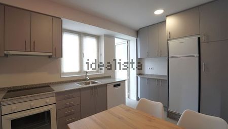 Alquiler de piso en Calle Quiroga Ballesteros - Photo 4