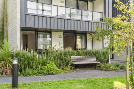 Immaculate Ground Floor One Bedroom Apartment - Photo 3