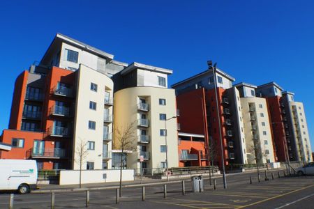 1 bedroom flat to rent - Photo 2