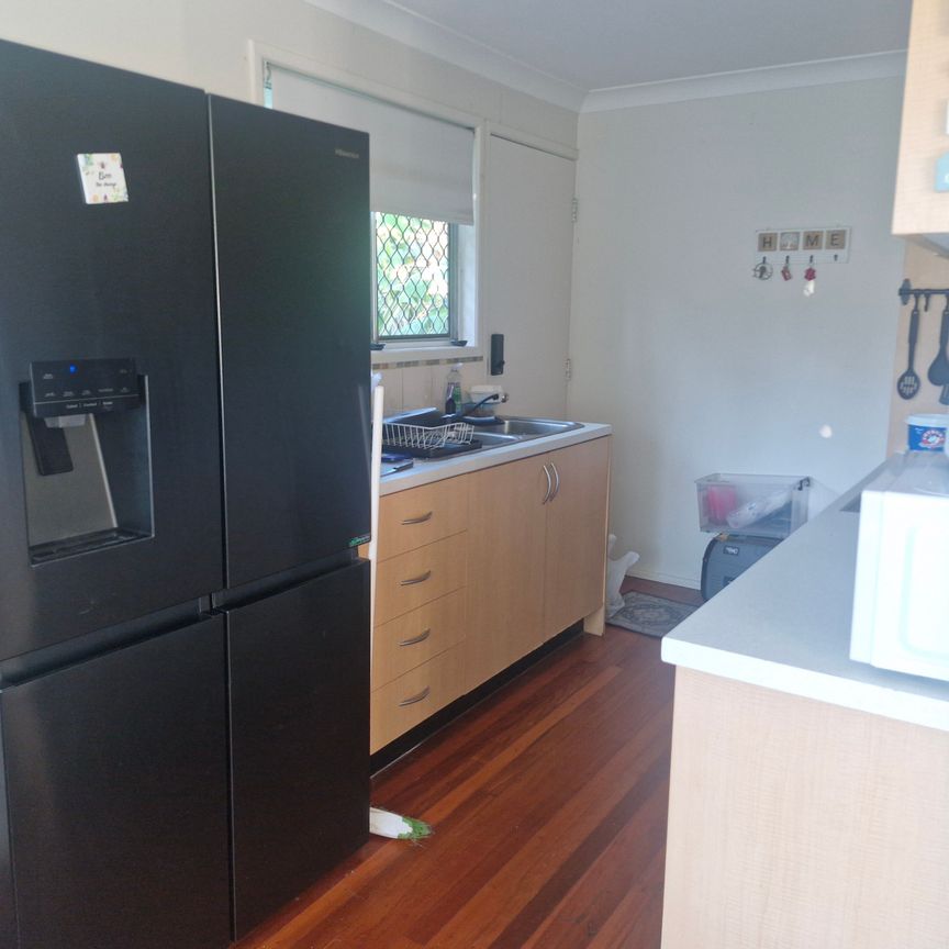 Logan Central - Photo 1