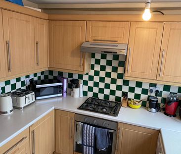 Room in a Shared Flat, Wayford Street, SW11 - Photo 2