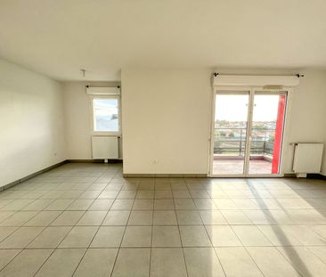 Location Appartement 3 pièces 61m² - Photo 3