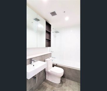 Modern One Bedroom One Bathroom Apartment NOW LEASING!!! - Photo 1