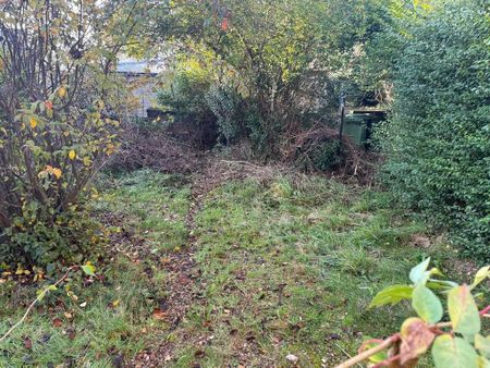 2 bedroom end of terrace house to rent - Photo 4