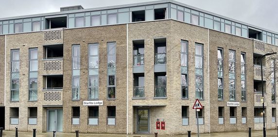 Eastcote Avenue, Sudbury Hill, UB6 - Photo 2