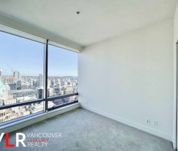 Condo in Downtown Vancouver, BC - Photo 3