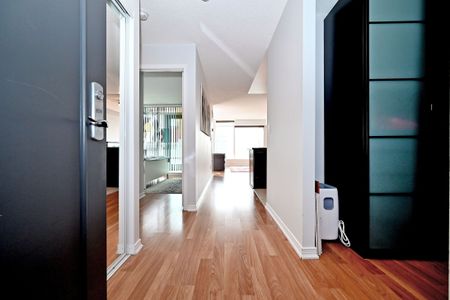 For Lease - 18 Valley Woods Road Unit# 809, Toronto, Ontario - Photo 3