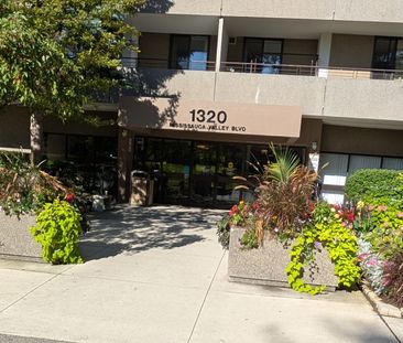 For Lease - 1320 Mississauga Valley Boulevard Unit# 1003, Mississau... - Photo 3