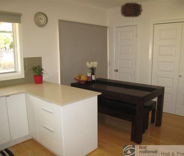 12 Rosemont Court, Dandenong North - Photo 6